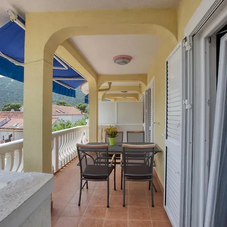 Apartment By The Sea Grebastica, Sibenik - 20736
