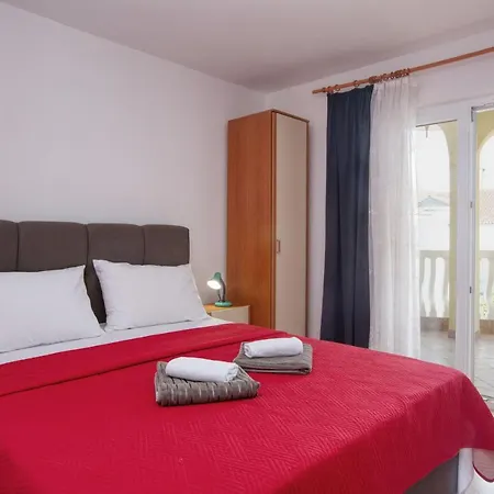 Apartamento By The Sea Grebastica, Sibenik - 20736 *